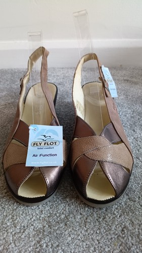 New fly flot - new, suave