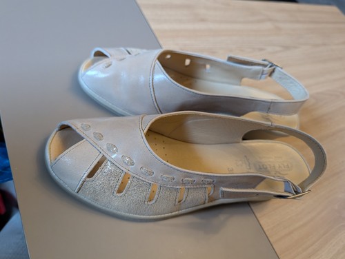 Fly flot peep - peep-toe, slingback