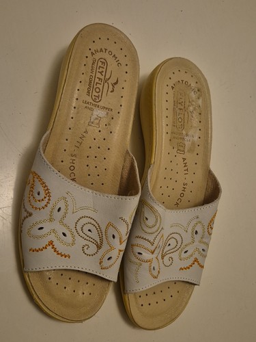 Womens fly flot beige - womens,