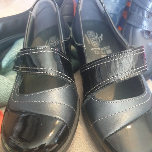 New fly flot patent leather - new,
